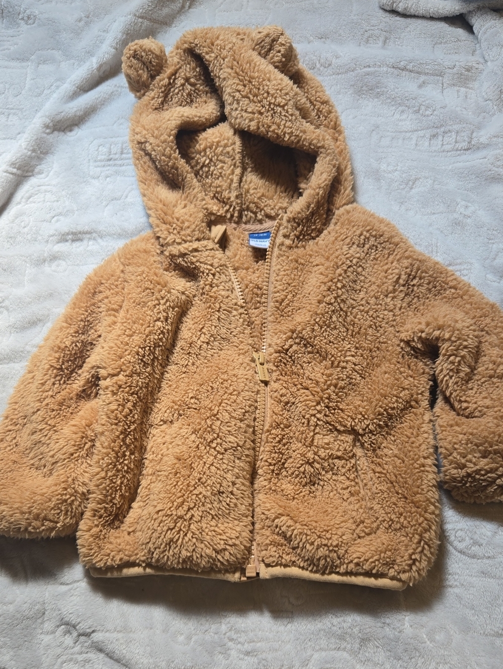 Old Navy Plush Bear-Ear Hooded Puffer Jacket in Camel